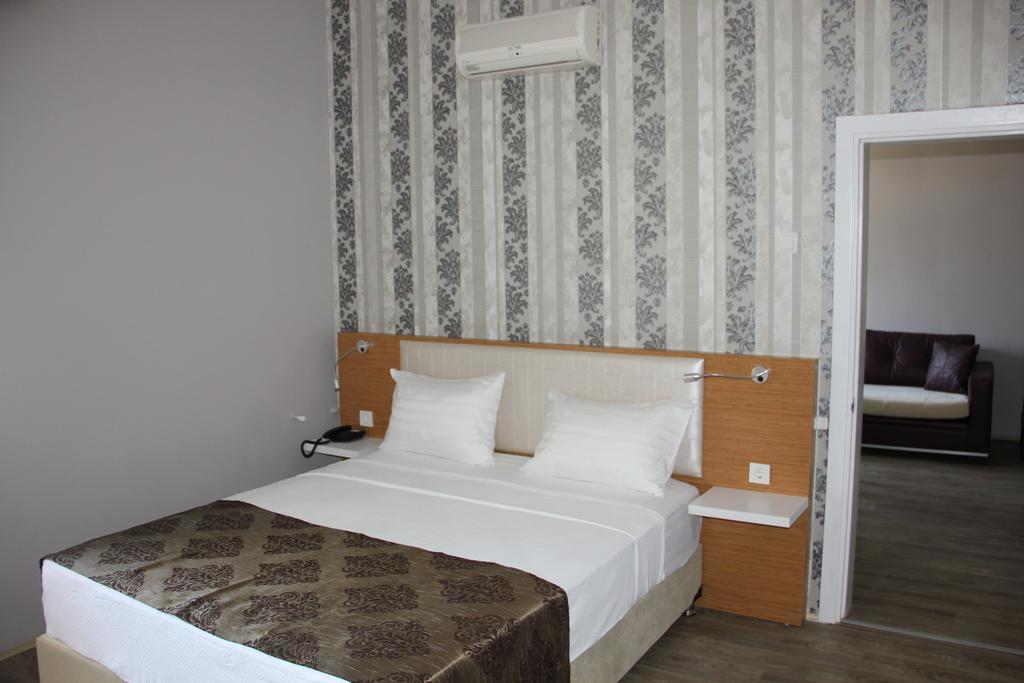 Seka Park Hotel Izmit Exterior photo