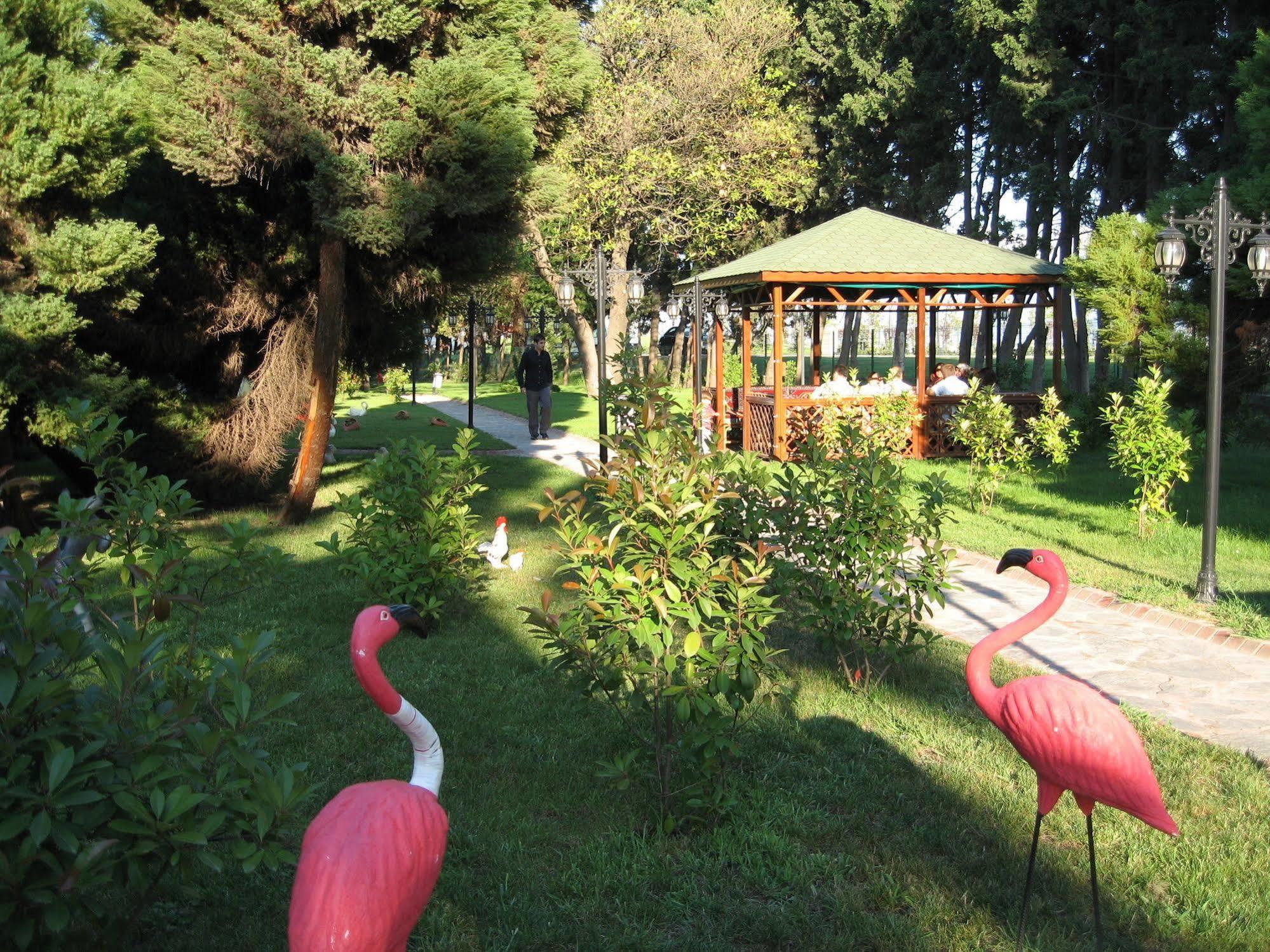 Seka Park Hotel Izmit Exterior photo